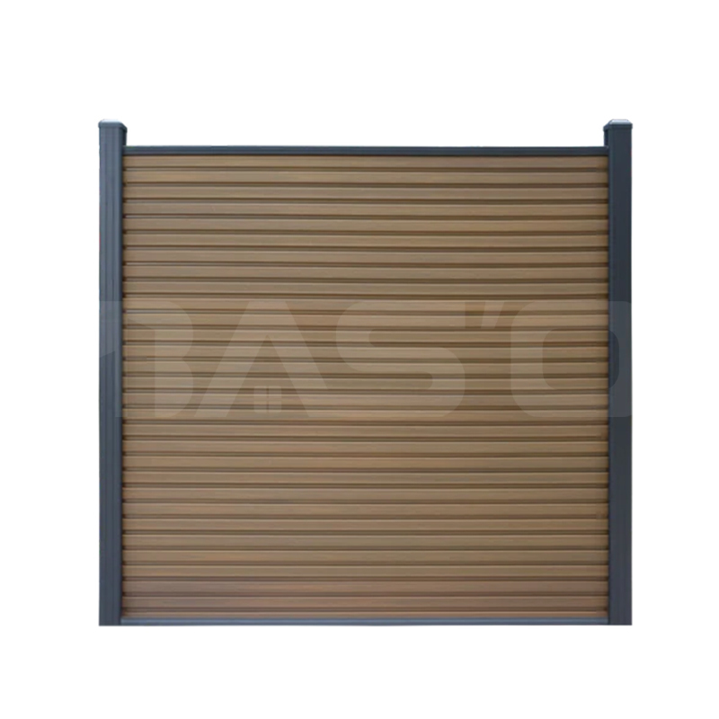 Kompozitné kosoštvorcové oplotenie