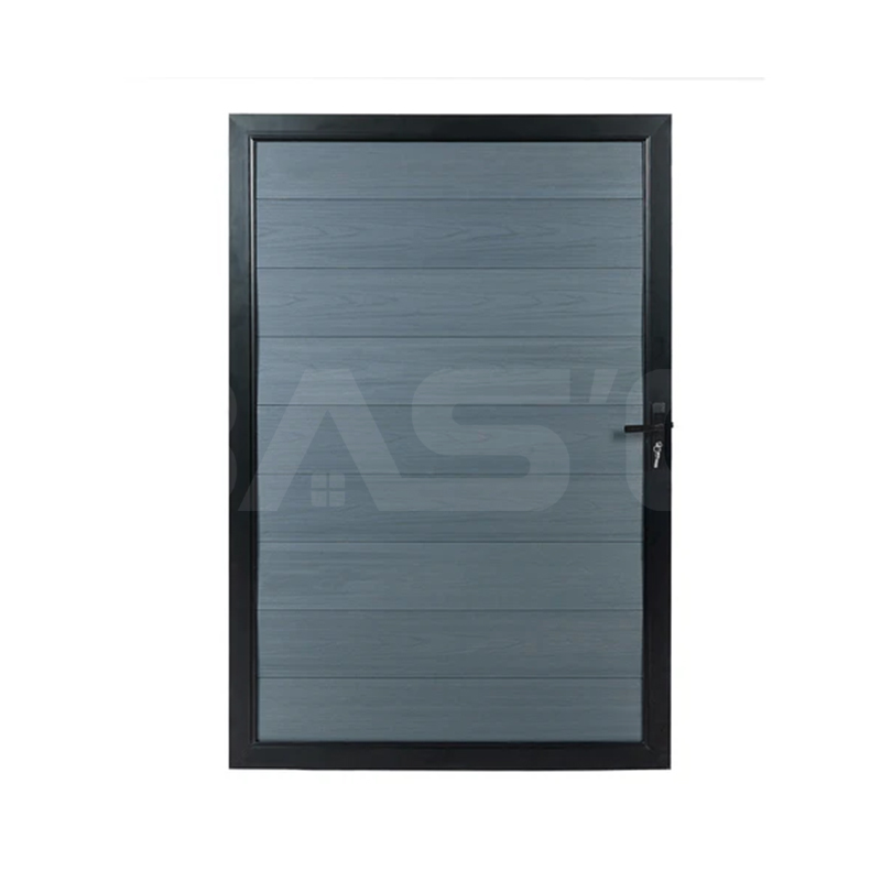 Brána z koextrudovaného kompozitného plotu